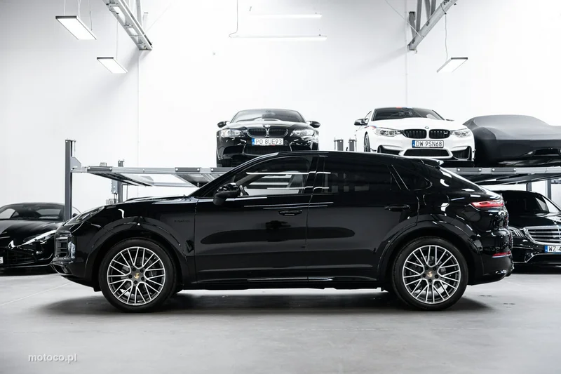 Porsche Cayenne 9YA 9
