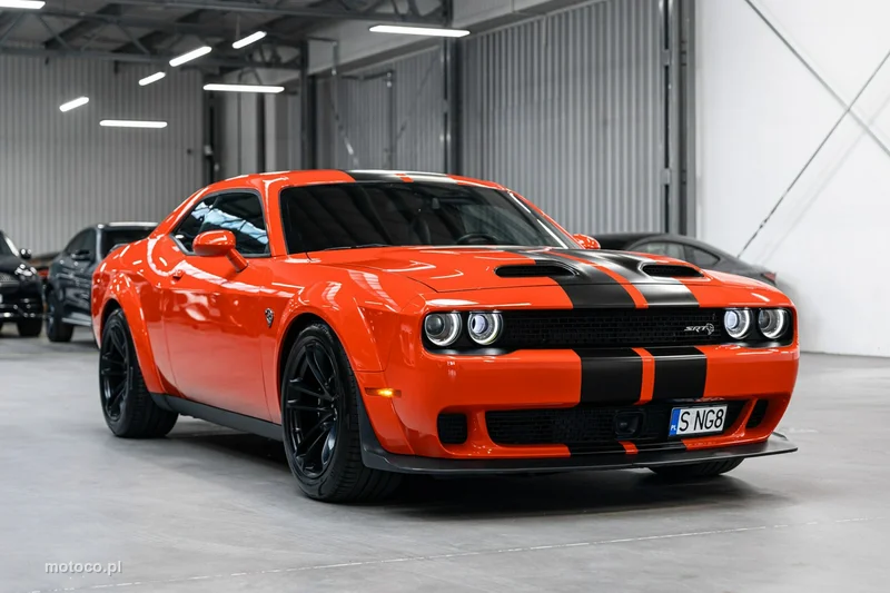 Dodge Challenger 2