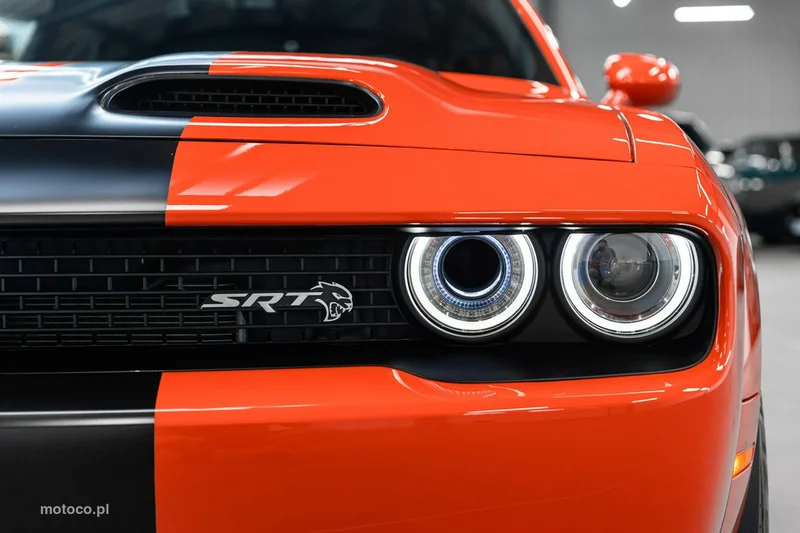 Dodge Challenger 14