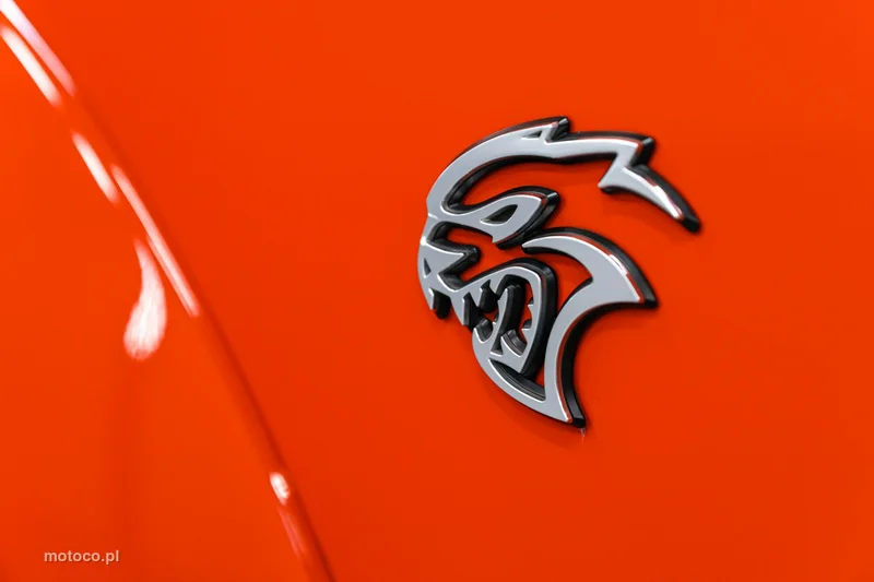 Dodge Challenger 17