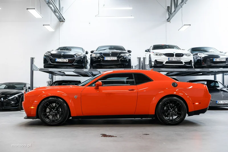 Dodge Challenger 7