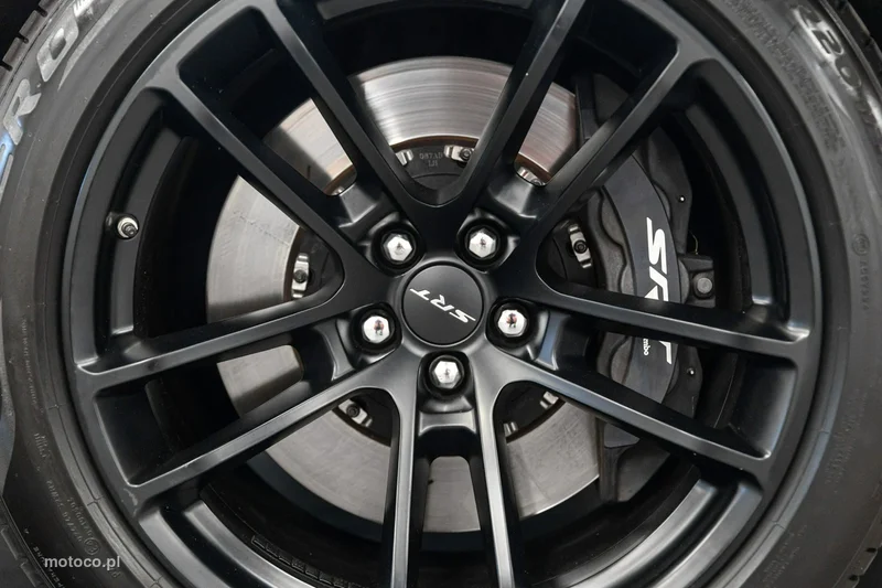 Dodge Challenger 53