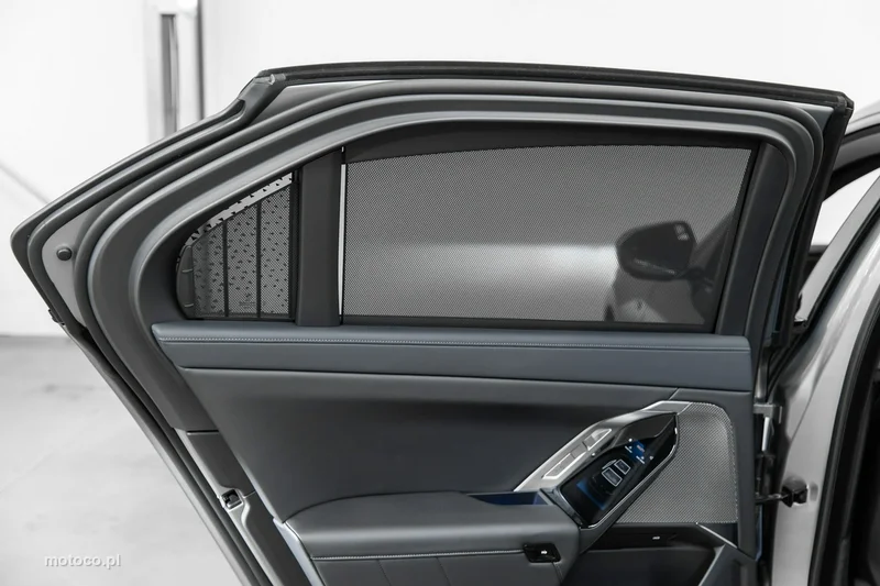 BMW Seria 7 G70 740 32