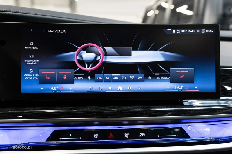 BMW Seria 7 G70 740 61