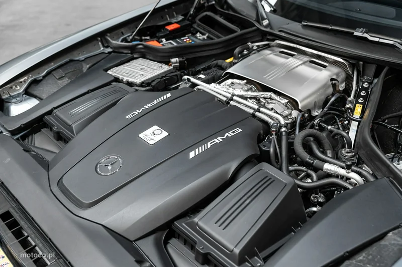 Mercedes-Benz AMG GT C190 48