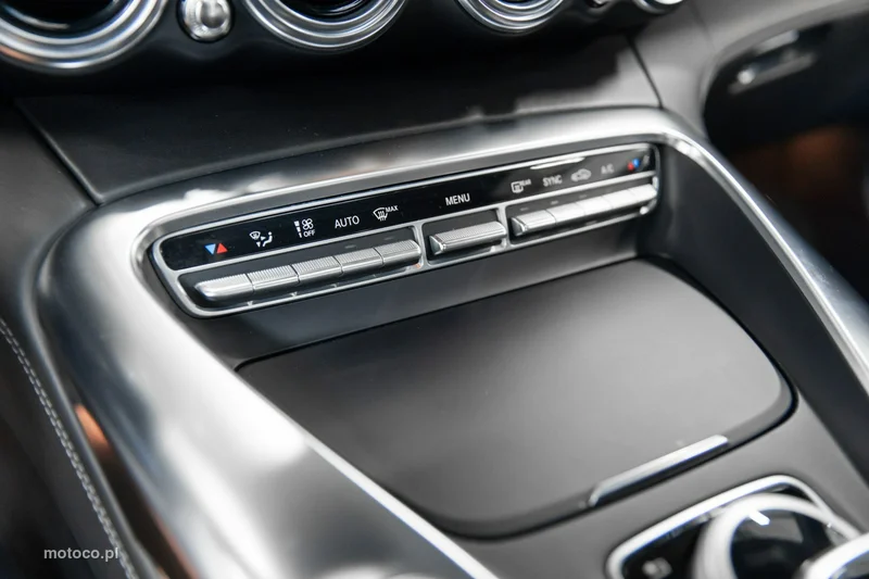 Mercedes-Benz AMG GT C190 56