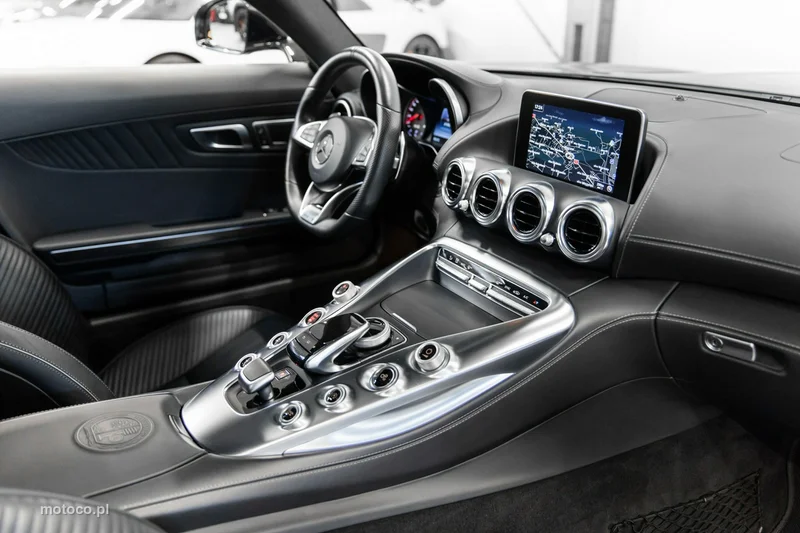 Mercedes-Benz AMG GT C190 58