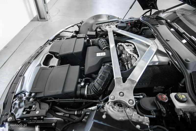 Aston Martin Vantage 20