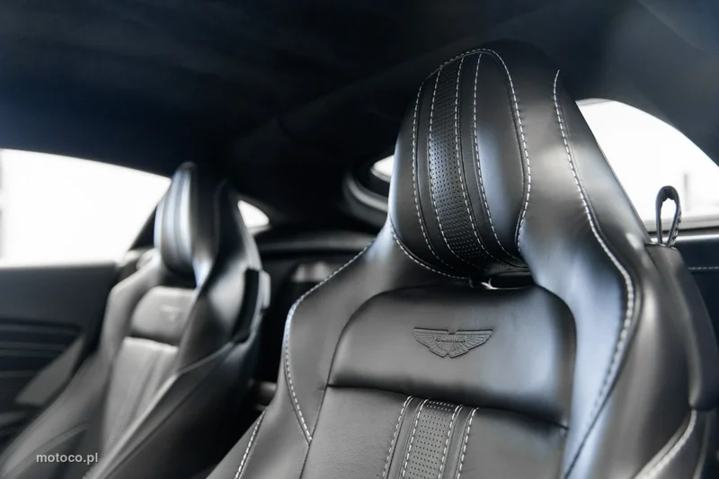 Aston Martin Vantage 29