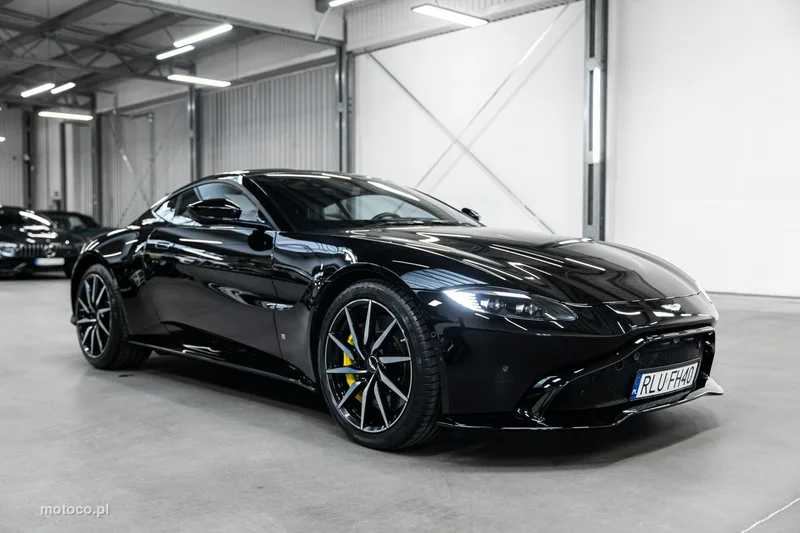 Aston Martin Vantage 41