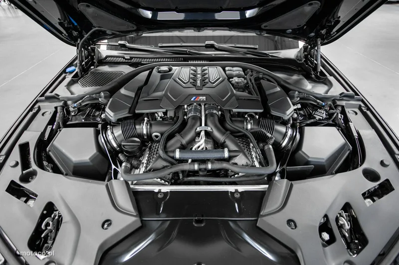 BMW M5 F90 21