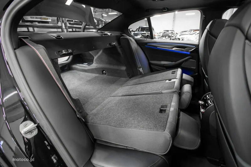 BMW M5 F90 29