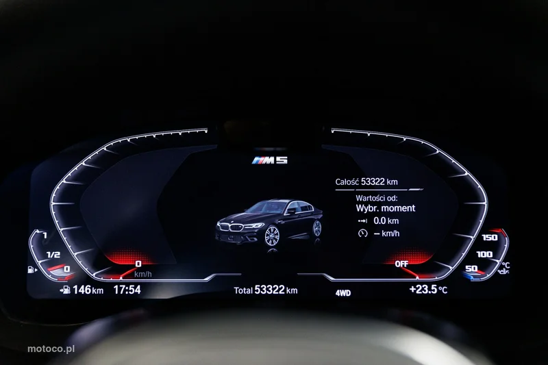 BMW M5 F90 37