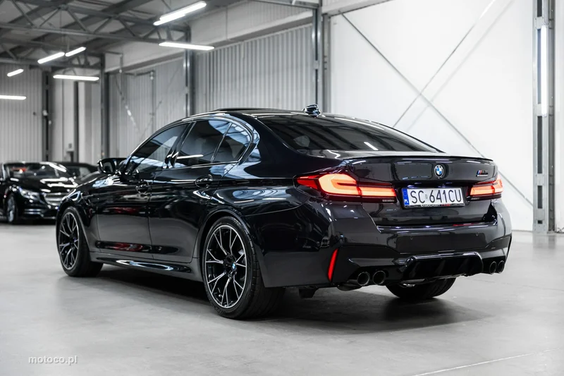 BMW M5 F90 42