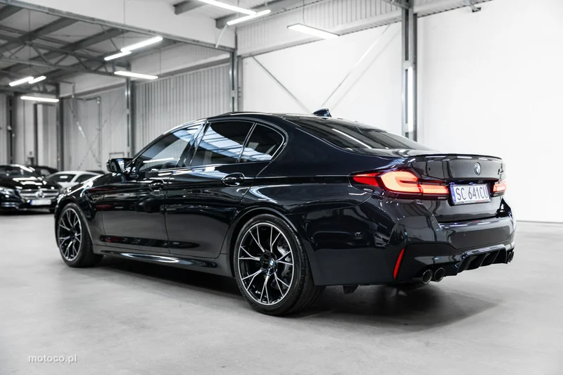 BMW M5 F90 7