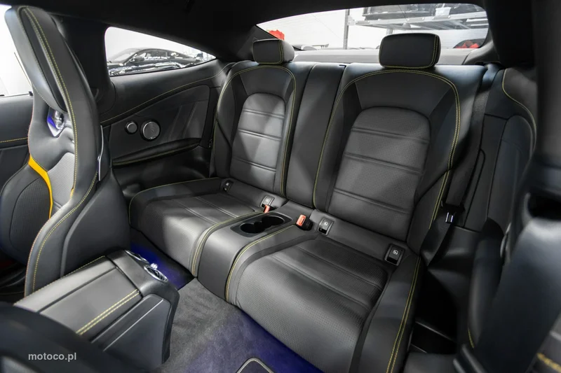 Mercedes-Benz Klasa C W205 C 63 AMG 28