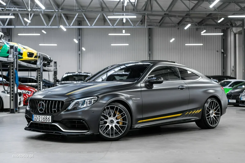 Mercedes-Benz Klasa C W205 C 63 AMG 42