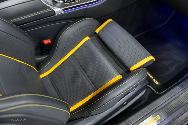 Mercedes-Benz Klasa C W205 C 63 AMG 71