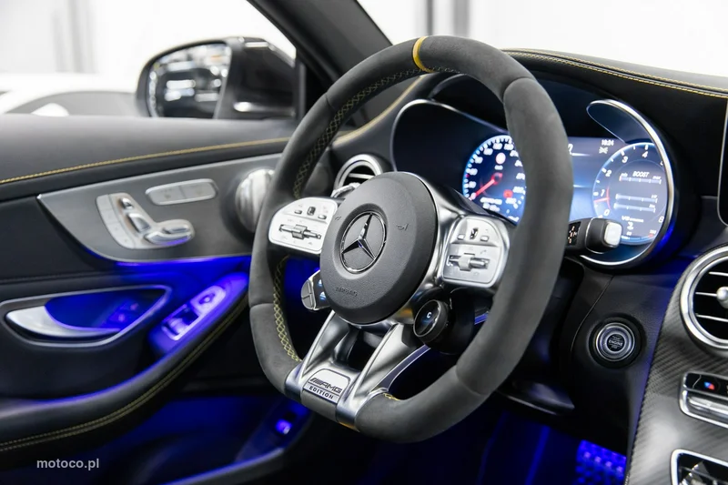 Mercedes-Benz Klasa C W205 C 63 AMG 74