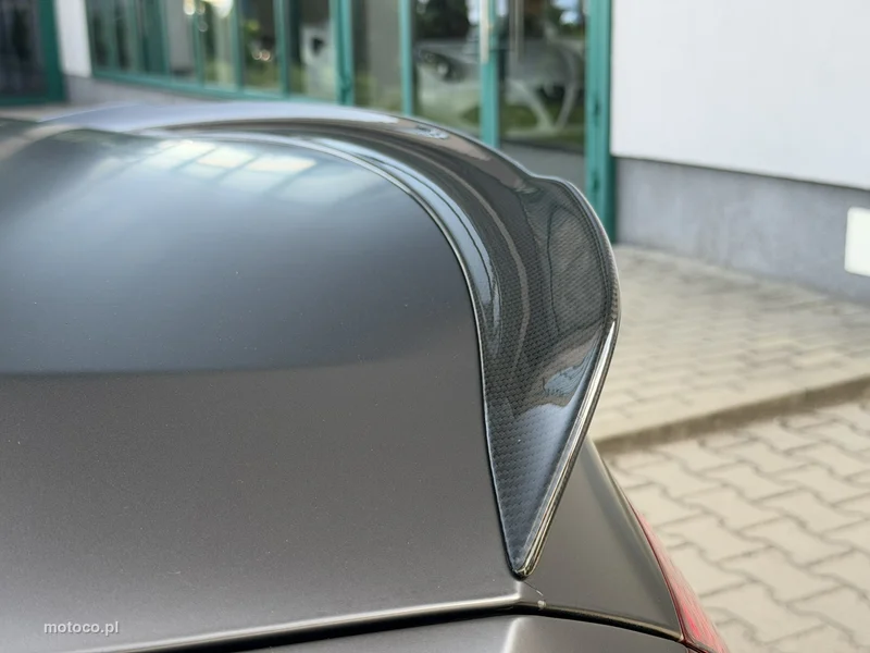 Mercedes-Benz Klasa C W205 C 63 AMG 17