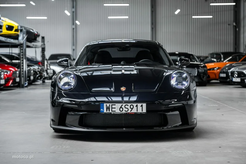 Porsche 911 992 2