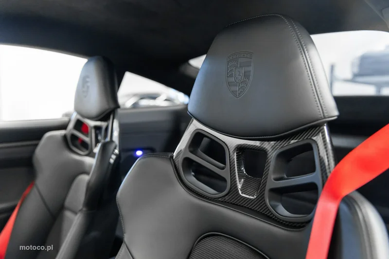 Porsche 911 992 31