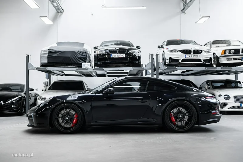 Porsche 911 992 8