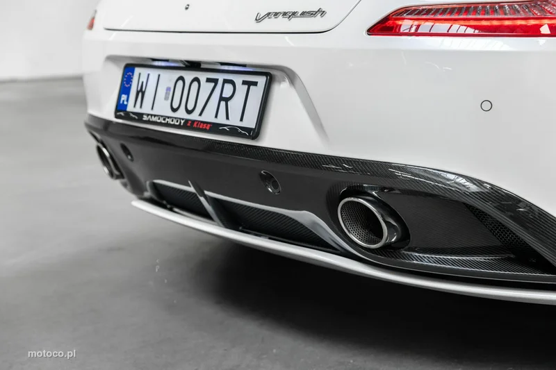 Aston Martin Vanquish 20