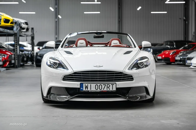 Aston Martin Vanquish 3