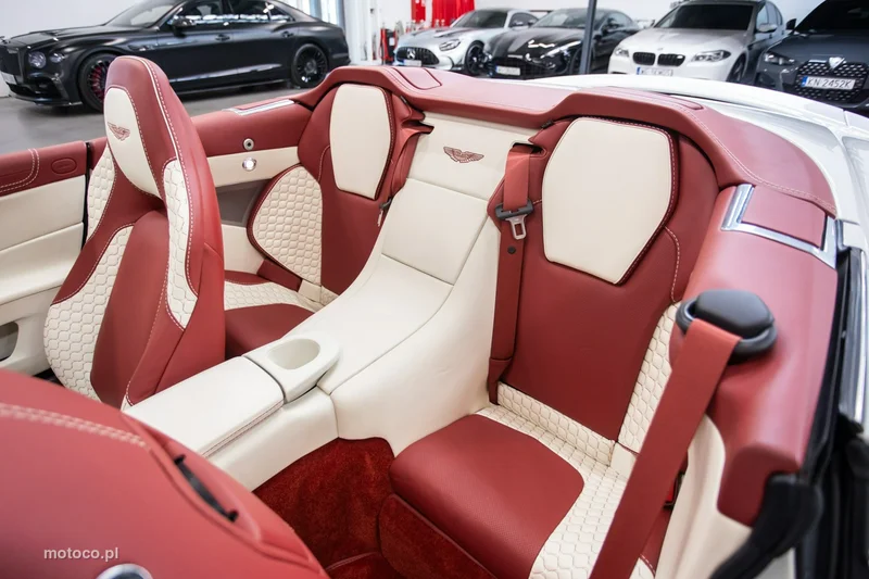 Aston Martin Vanquish 29