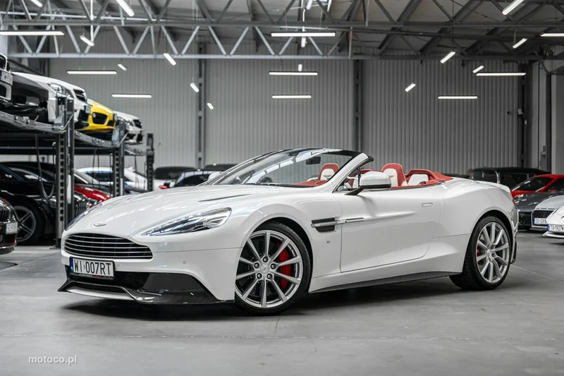 Aston Martin Vanquish 48