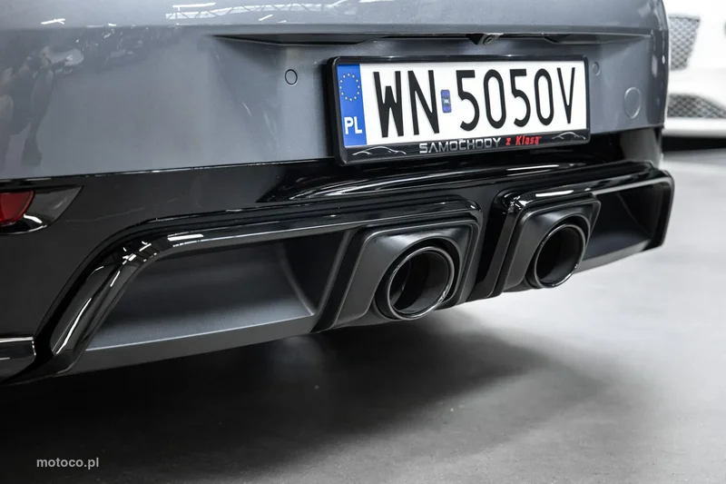 Porsche 911 992 19