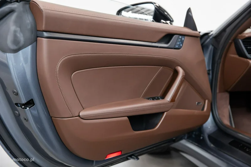 Porsche 911 992 29