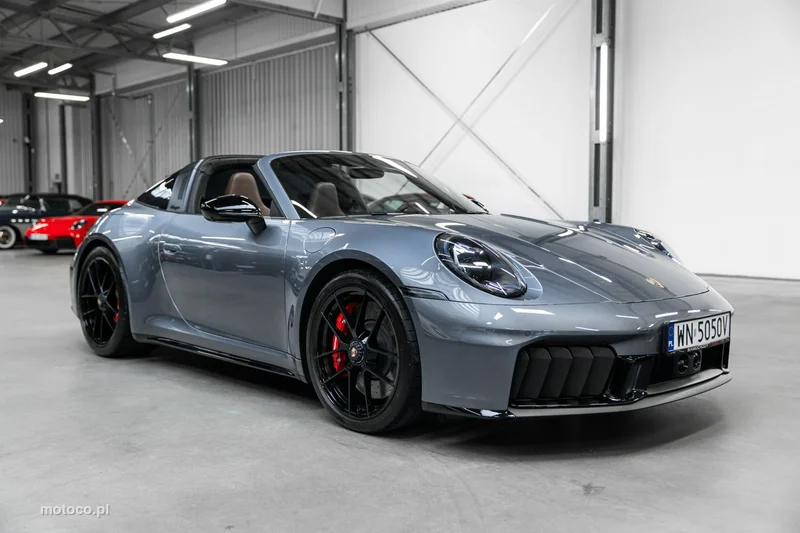 Porsche 911 992 4