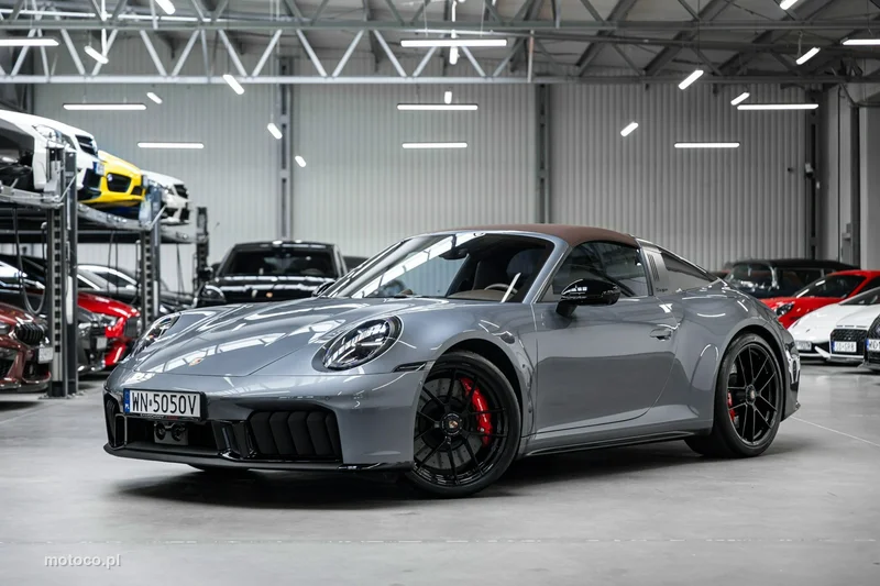 Porsche 911 992 45