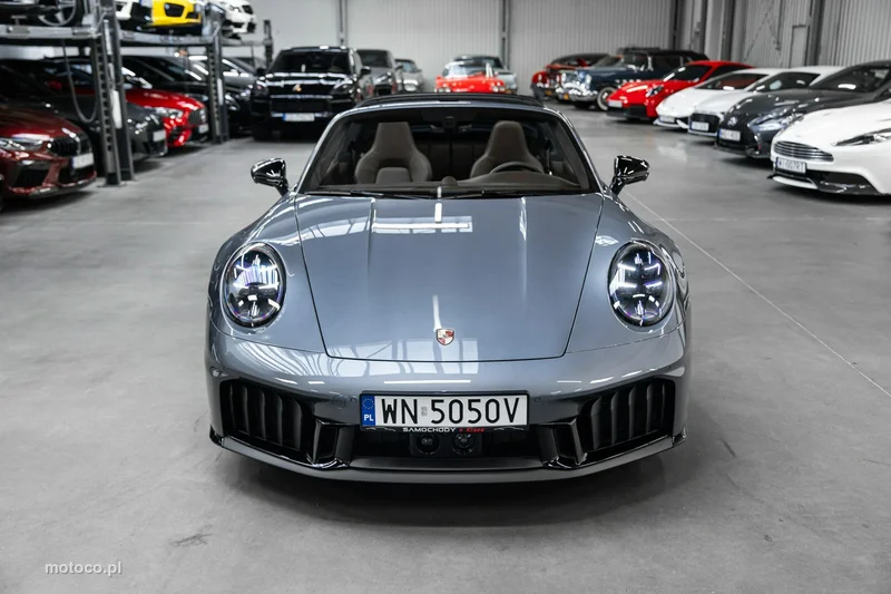 Porsche 911 992 47