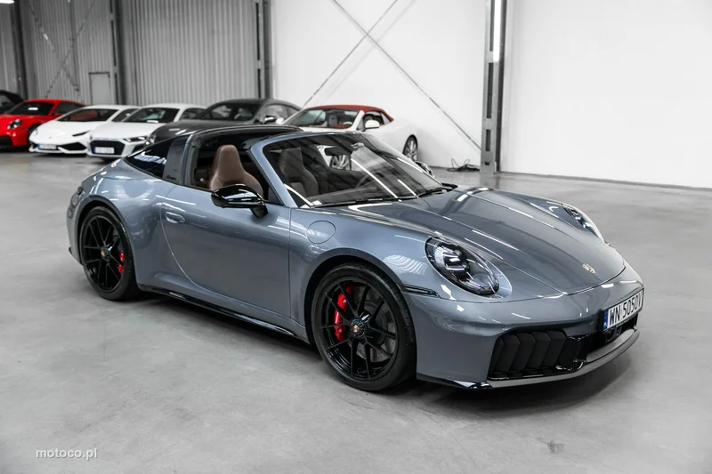 Porsche 911 992 48