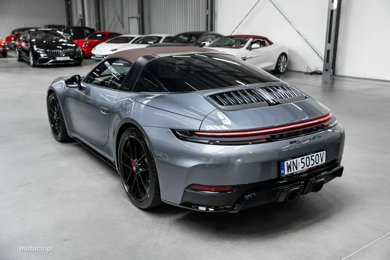 Porsche 911 992 53