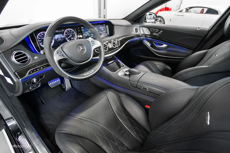 Mercedes-Benz Klasa S W222 S 63 AMG 21
