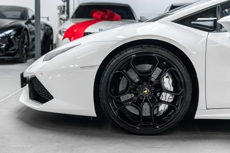 Lamborghini Huracan 13