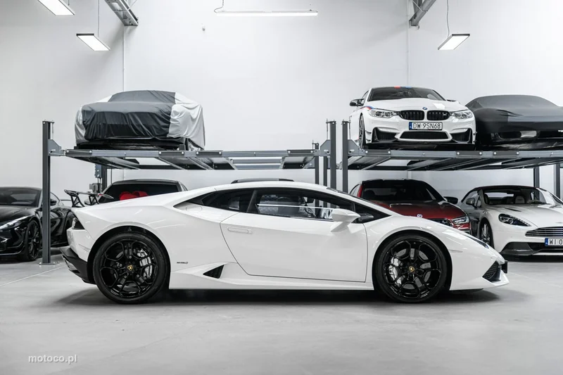 Lamborghini Huracan 5