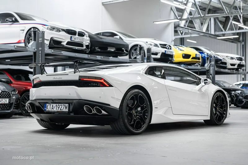 Lamborghini Huracan 6