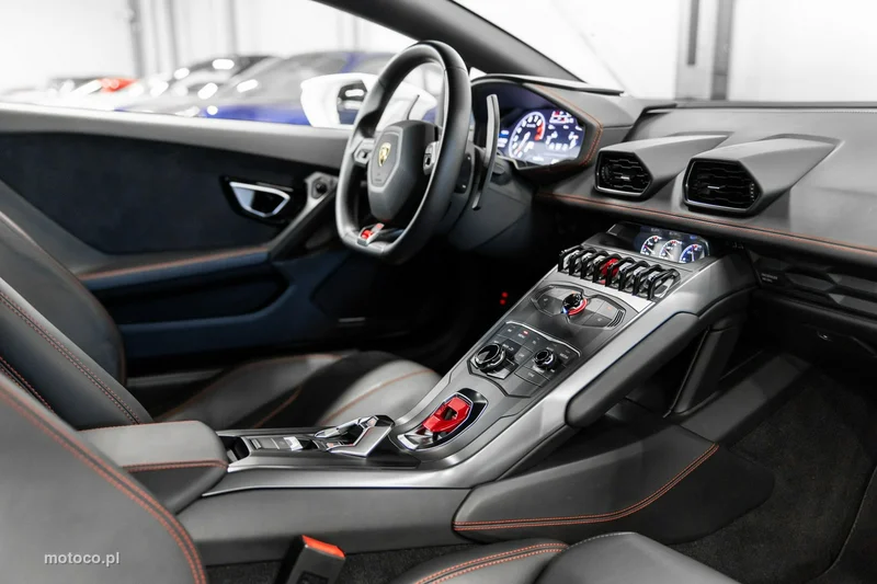 Lamborghini Huracan 68