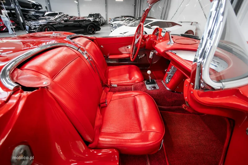 Chevrolet Corvette 35