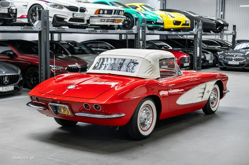 Chevrolet Corvette 6