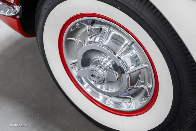 Chevrolet Corvette 53