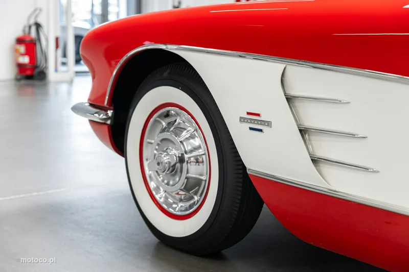 Chevrolet Corvette 54
