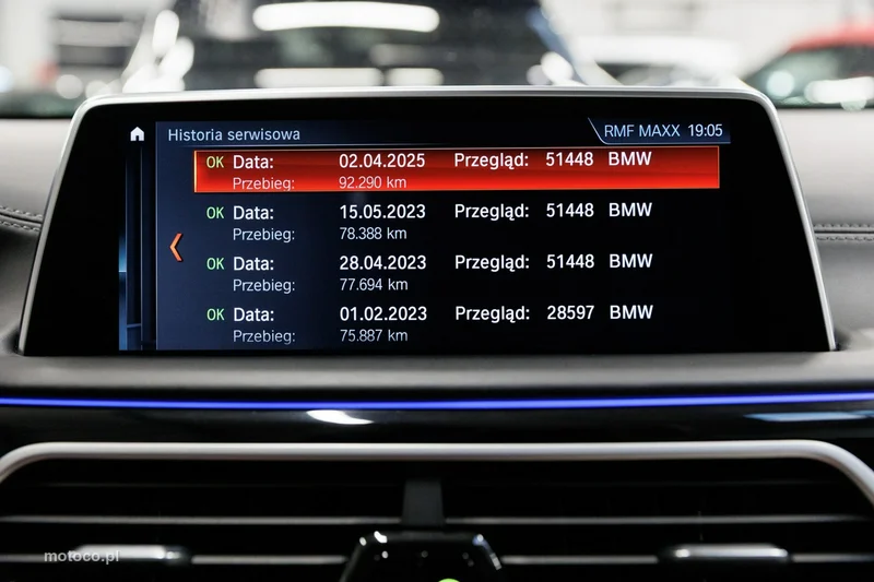 BMW M760 38