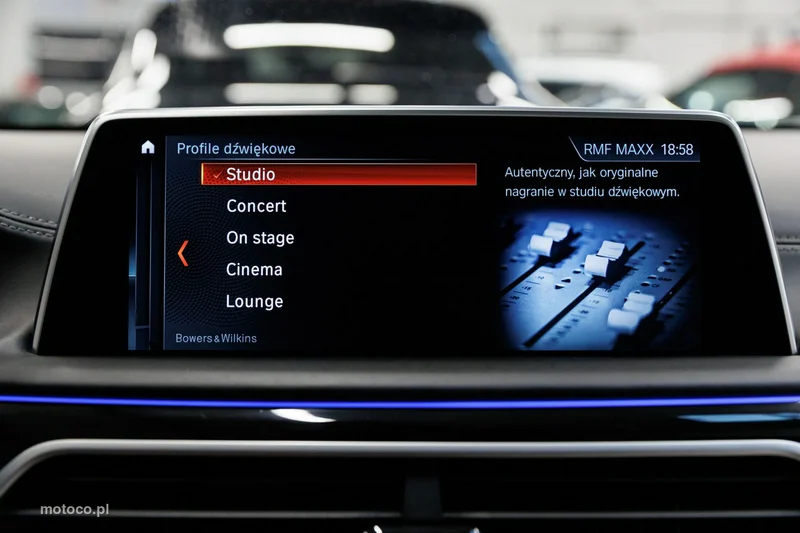 BMW M760 73