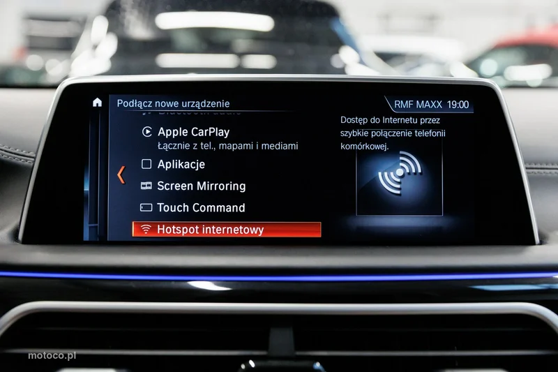 BMW M760 74